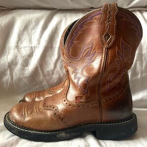Justin Boots Women's 6.5B L9916 Gemma Gypsy Cowgirl Round Toe Bark Brown Pink